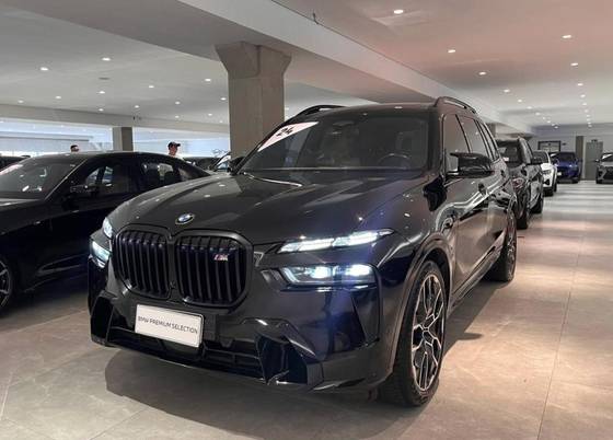 BMW X7 4.4 V8 GASOLINA M60i STEPTRONIC BMW X7 4.4 V8 GASOLINA M60i STEPTRONIC